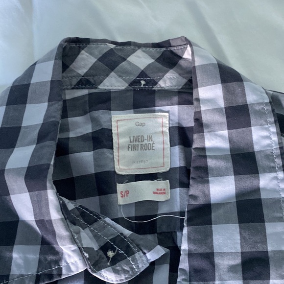 Gap Lived-In Shirt - Picture 2 of 3